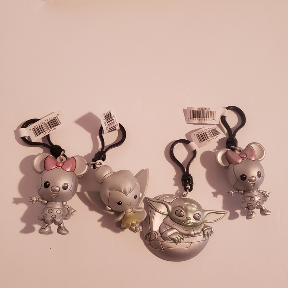 Disney 100 Series 1 Figural 3D Blind Bag Clips Lot of 4 Grogu Minnie Tinkerbell - Picture 4 of 12